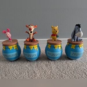 Disney Winnie the Pooh Mystery Character Honey Pot Set